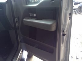 2006 FORD F150, SILVER, XLT MODEL, CREW CAB, 5.4L, 2WD,   F26357